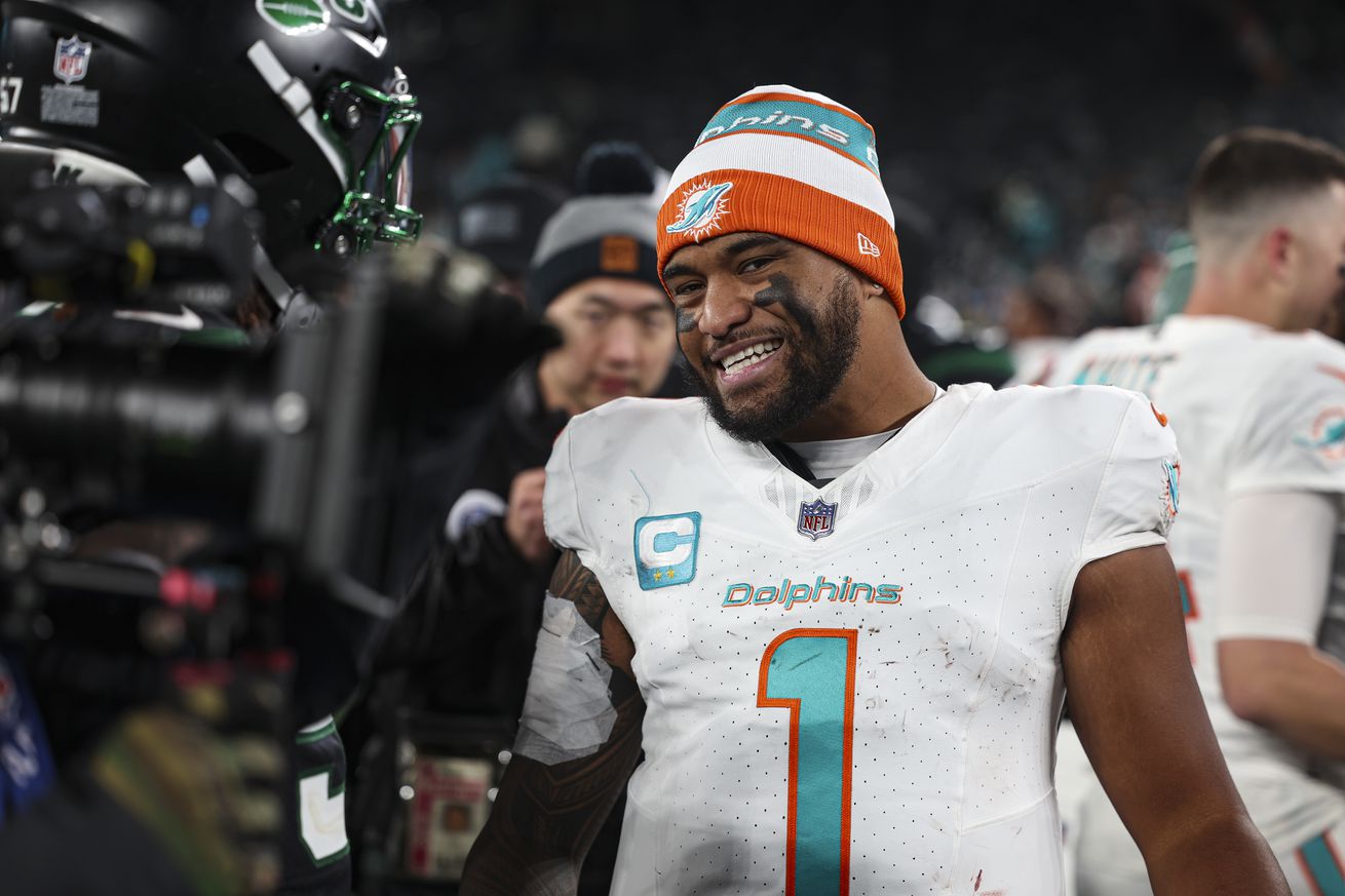 Miami Dolphins v New York Jets