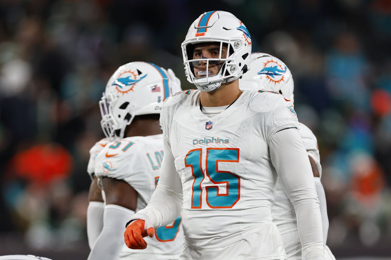 Miami Dolphins v New York Jets