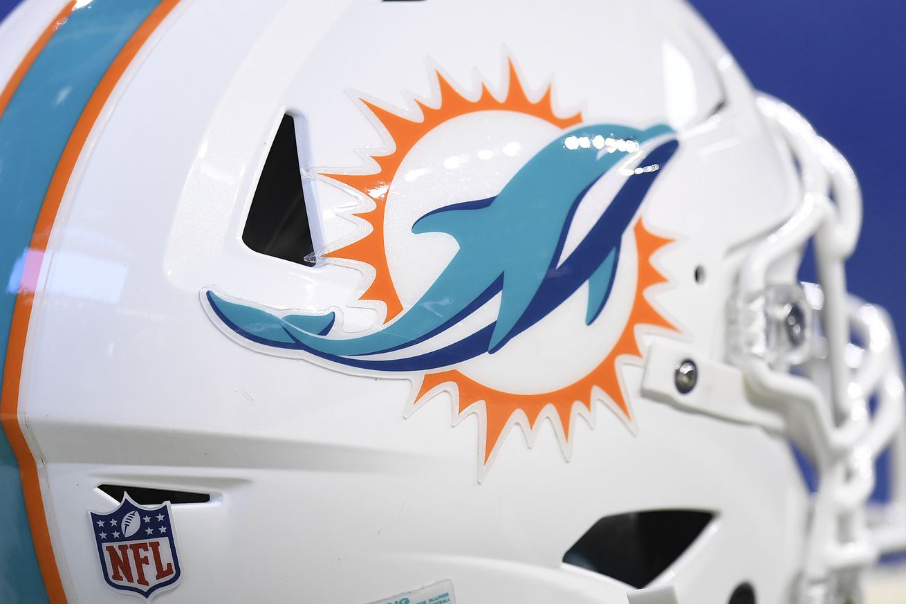 NFL: OCT 20 Dolphins at Colts