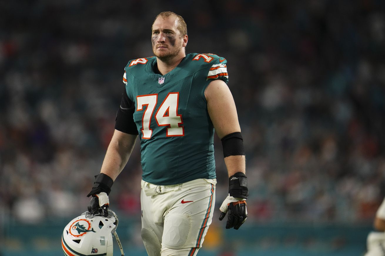 Buffalo Bills v Miami Dolphins