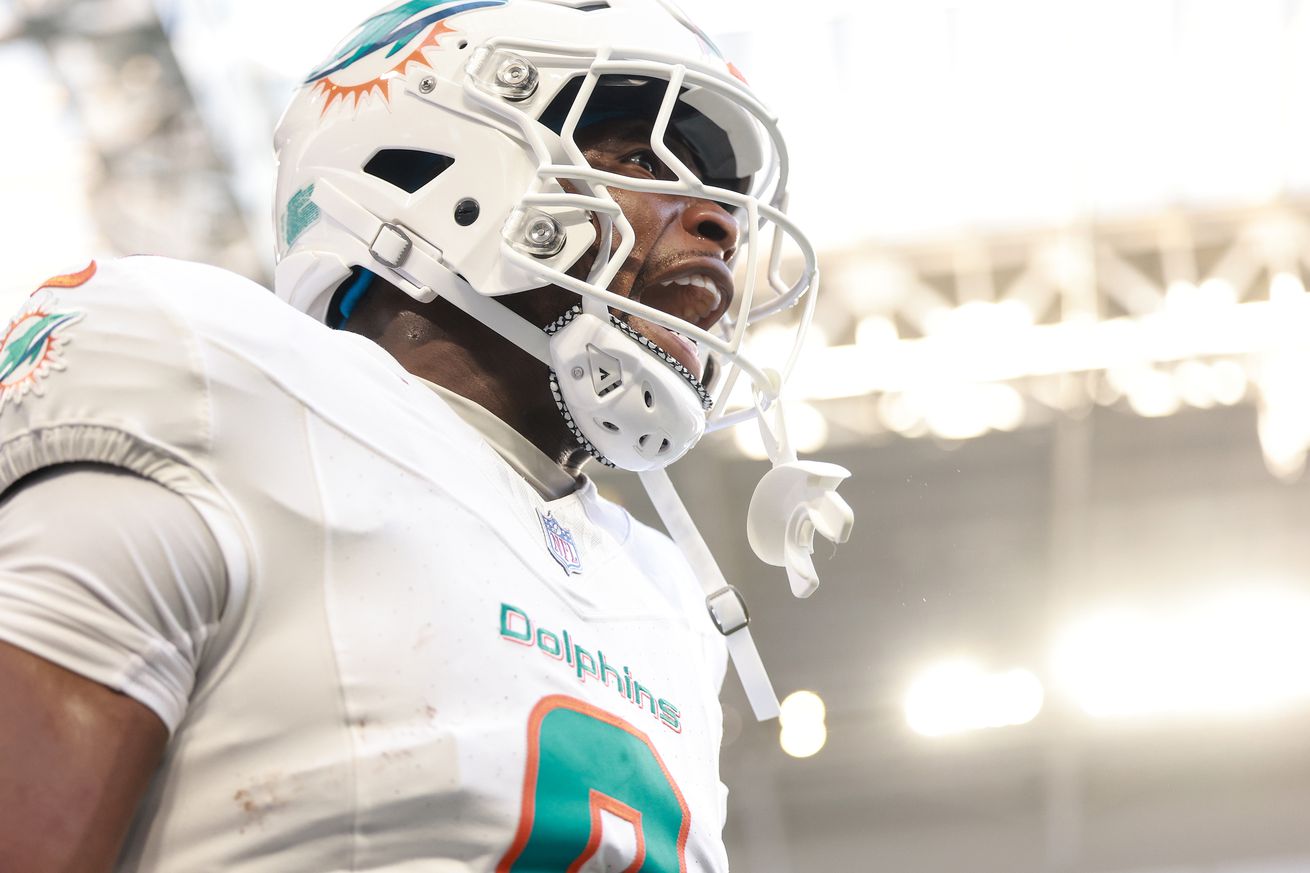 New York Jets v Miami Dolphins