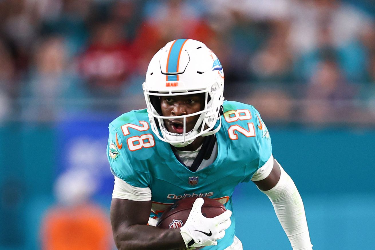 San Francisco 49ers v Miami Dolphins