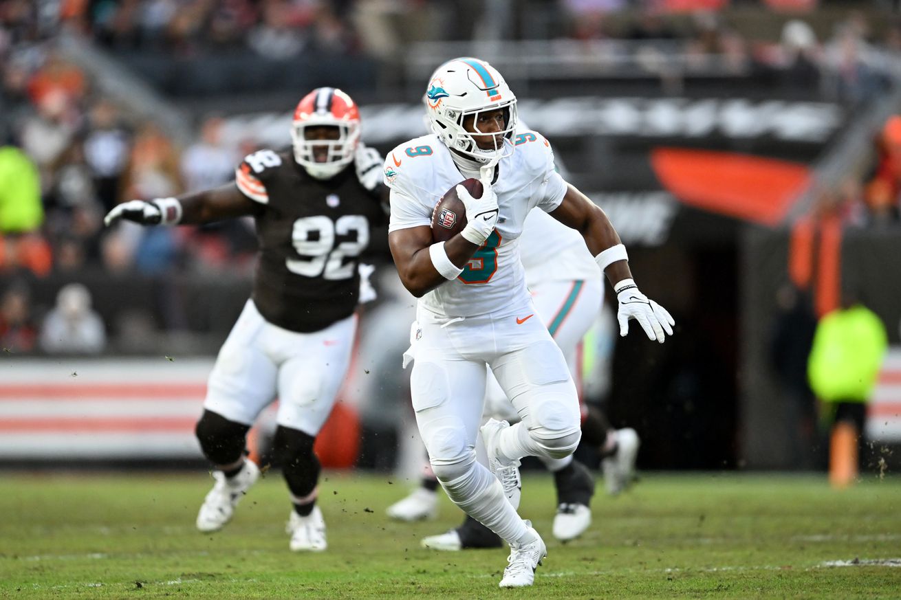 Miami Dolphins v Cleveland Browns