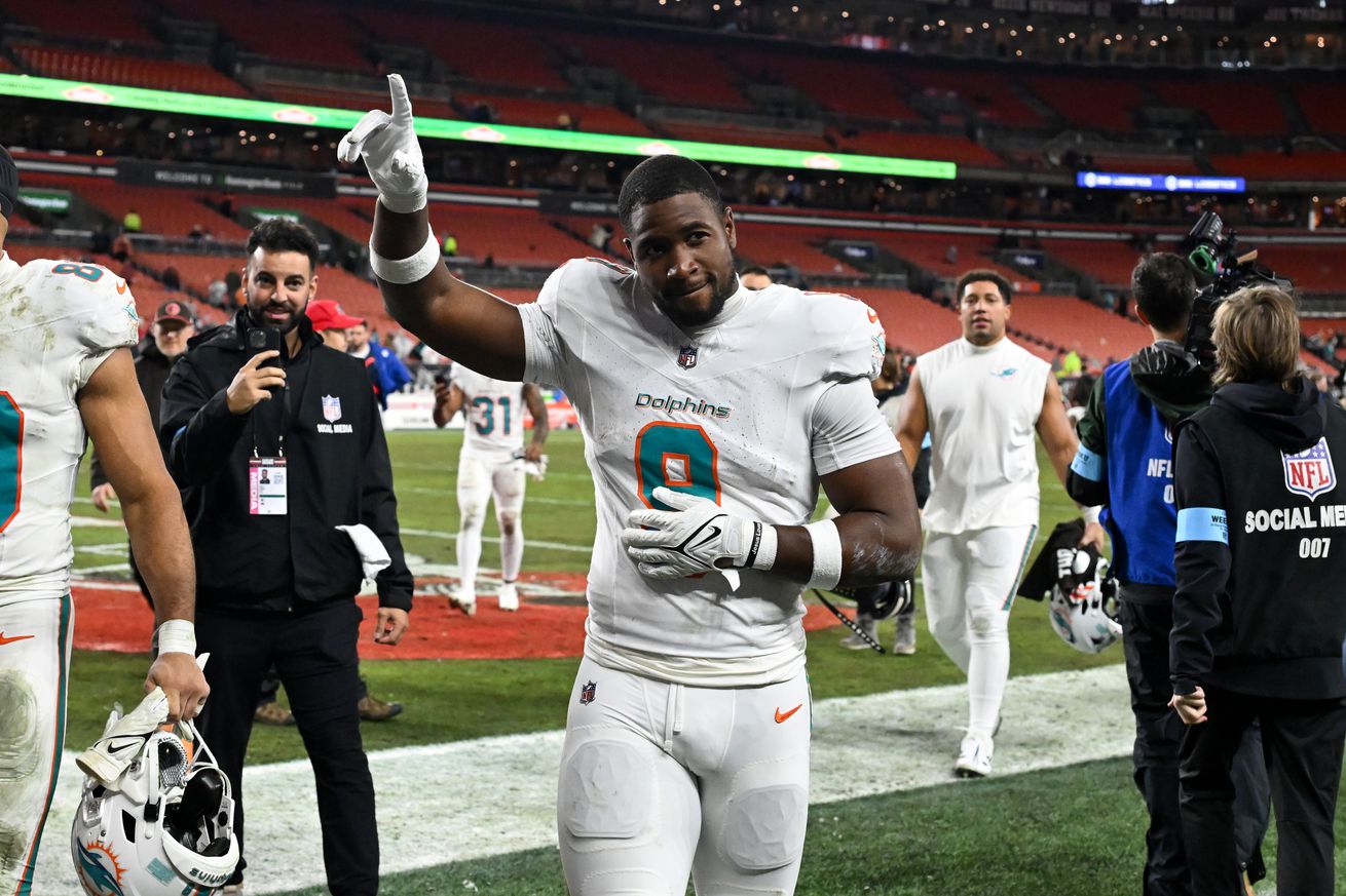 Miami Dolphins v Cleveland Browns