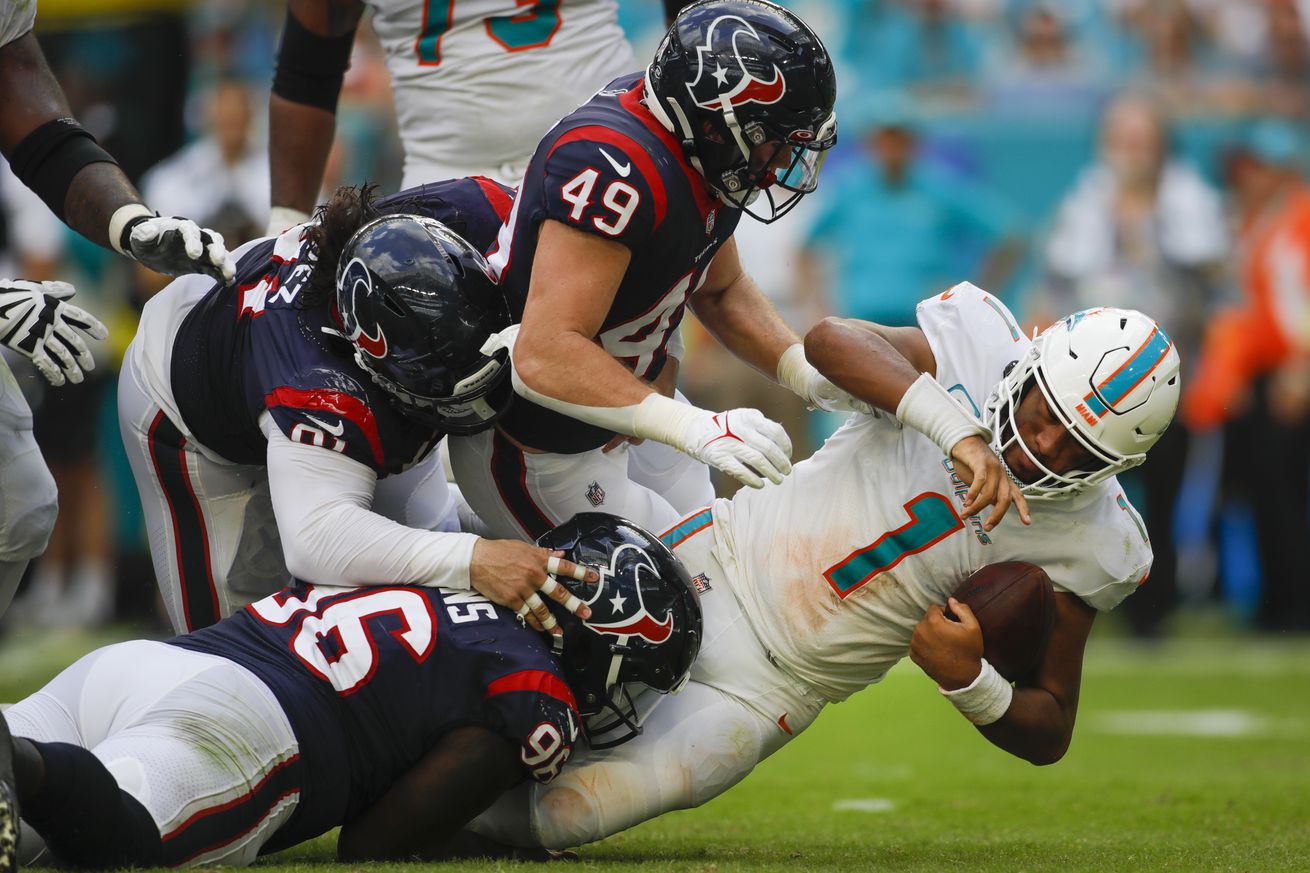 NFL: Houston Texans at Miami Dolphins