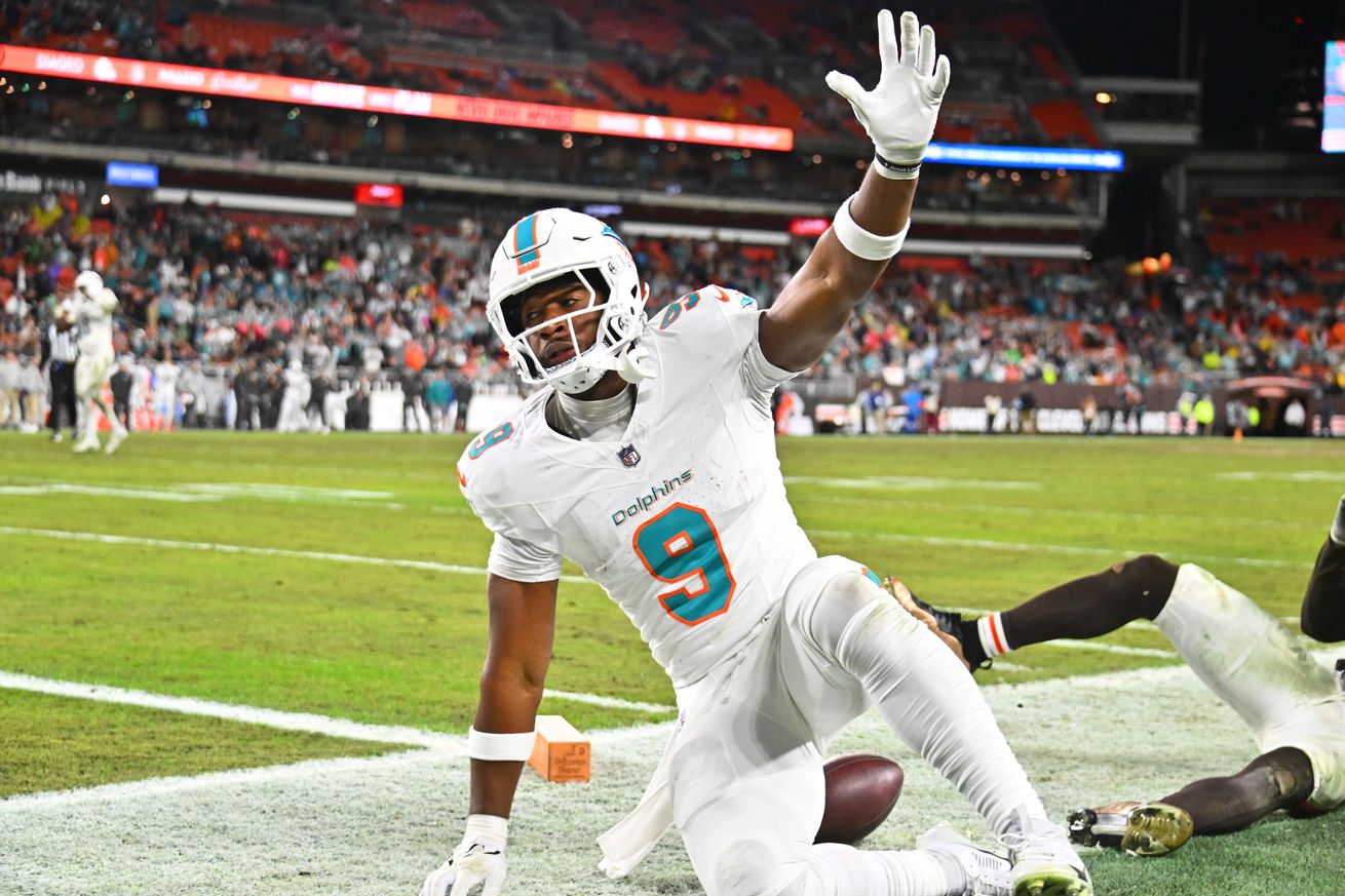 Miami Dolphins v Cleveland Browns