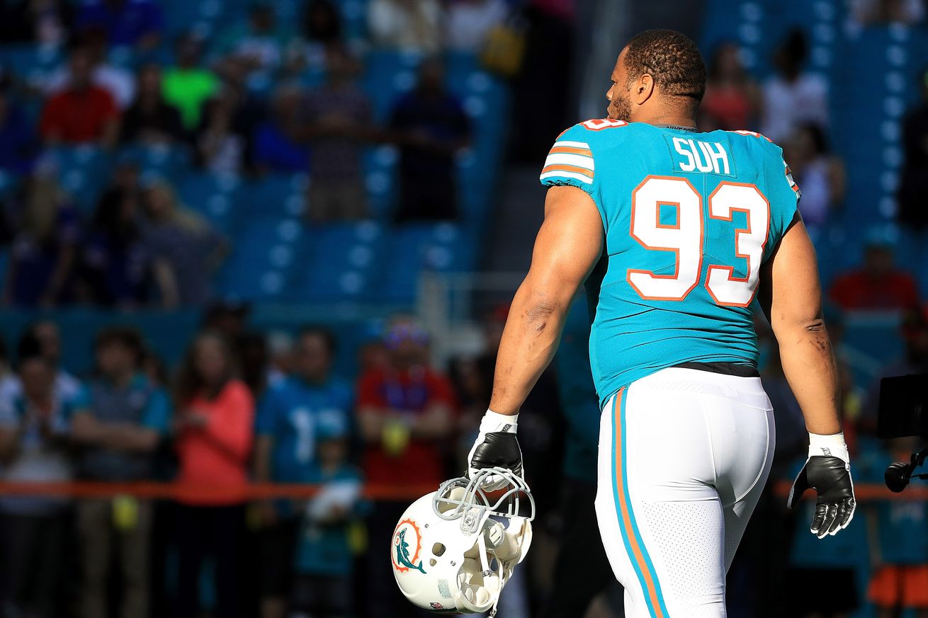 Buffalo Bills v Miami Dolphins